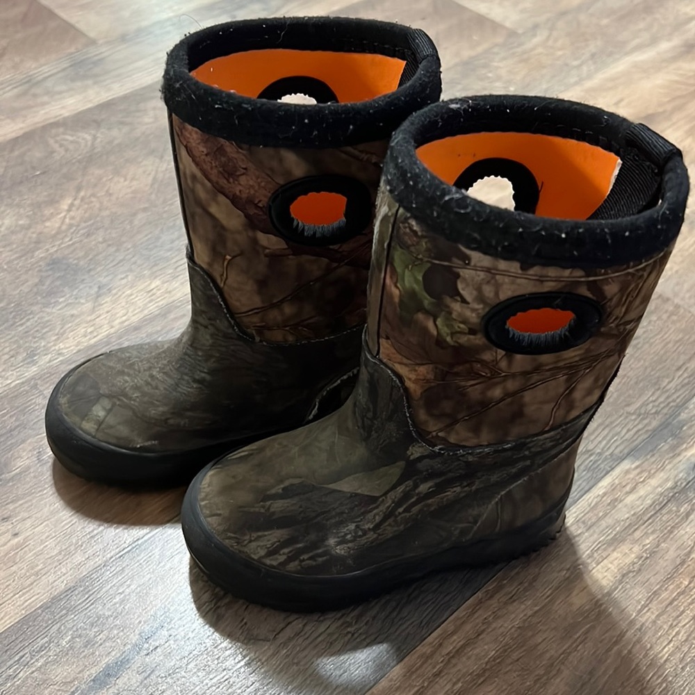 ⚡️ 5/$25⚡️ Camo Waterproof Boots like mucks